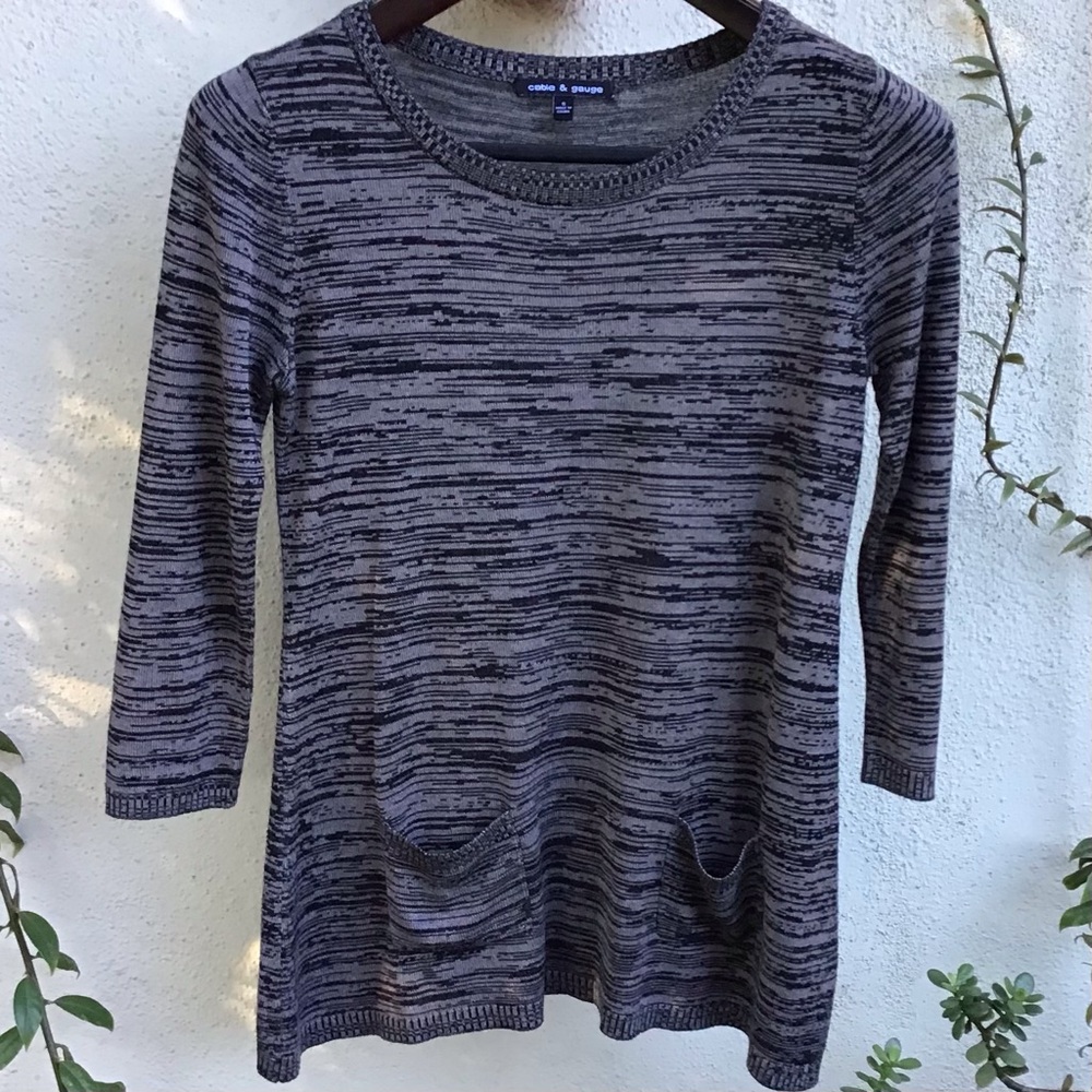 cable & Gauge 3/4 sleeve top with pockets size S